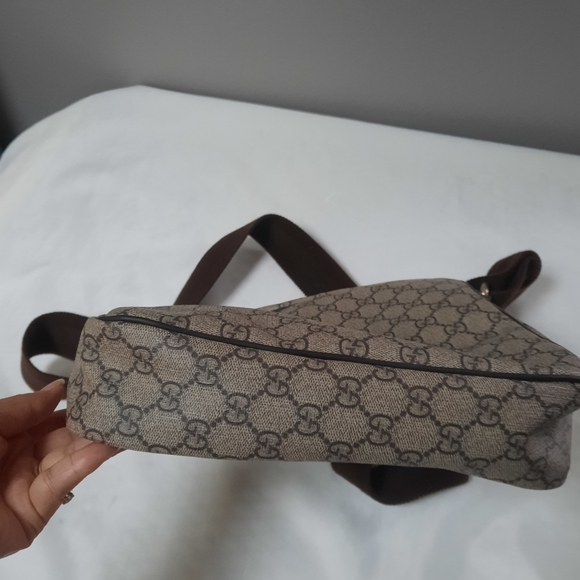 Authentic Gucci GG Supreme monogram canvas message Crossbody bag - Picture 14 of 16